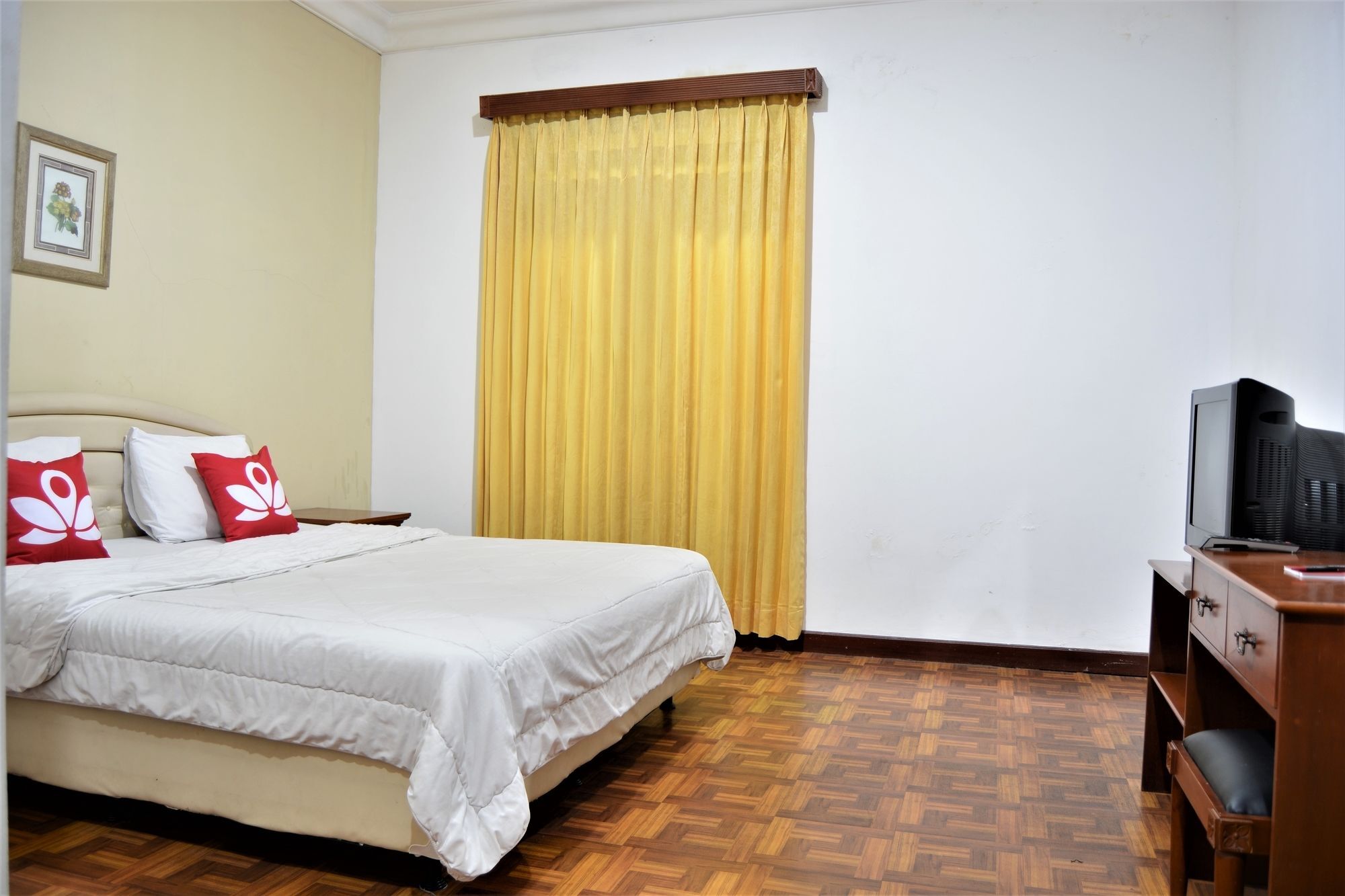 Zen Rooms Basic Cipanas Km.78 Cipanas (Bogor) Exterior foto