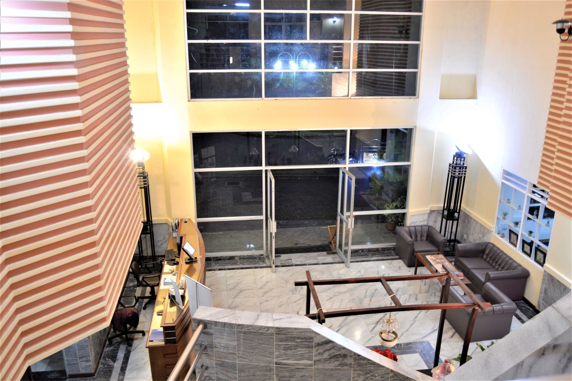 Zen Rooms Basic Cipanas Km.78 Cipanas (Bogor) Exterior foto